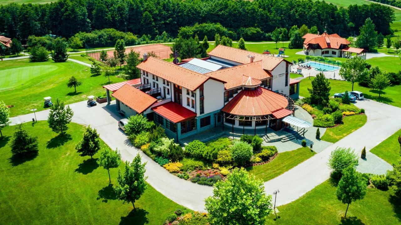 Hotel Forest Hills ซีร์ซ ภายนอก รูปภาพ