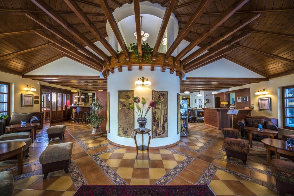 Hotel Forest Hills ซีร์ซ ภายนอก รูปภาพ